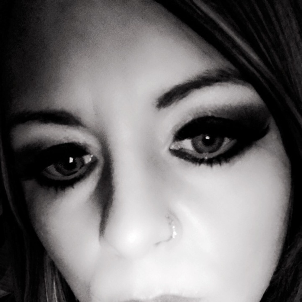 Meet your Posher, Vickie